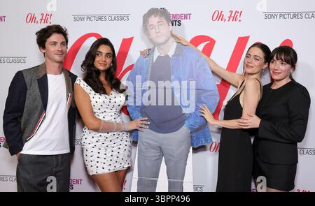 Juli 2025 . Los Angeles, Kalifornien Logan Lerman, Geraldine Viswanathan, Molly Gordon, Sophie Brooks Bei Los Angeles Special Screening Von Sony Pictures Classics „Oh, Hi!“ Am AMC The Grove 14 in Los Angeles. NUR REDAKTIONELLE VERWENDUNG! Nicht für kommerzielle ZWECKE! Stockfoto