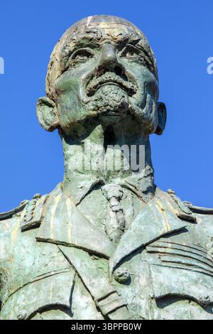 London, Vereinigtes Königreich - 3. März 2025: Statue des ehemaligen südafrikanischen Premierministers Jan Christian Smuts auf dem Parliament Square in Westminster, London, Stockfoto