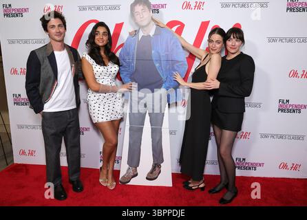 Juli 2025 . Los Angeles, Kalifornien Logan Lerman, Geraldine Viswanathan, Molly Gordon, Sophie Brooks Bei Los Angeles Special Screening Von Sony Pictures Classics „Oh, Hi!“ Am AMC The Grove 14 in Los Angeles. Stockfoto