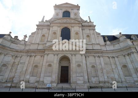 Ehemalige Prämonstratenserabtei, umgebaut in ein Hotel, Stadt Pont à Mousson, Departement Meurthe et Moselle, Frankreich Stockfoto