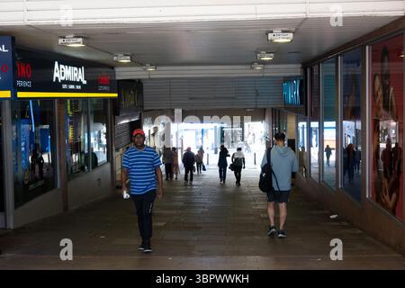 Überqueren Sie die Cheaping-Unterführung, Coventry City Centre, West Midlands, England, Großbritannien Stockfoto