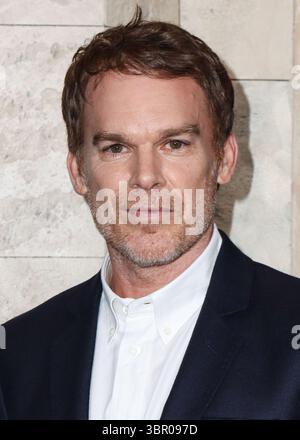 New York City, Usa. Juli 2025. MANHATTAN, NEW YORK CITY, NEW YORK, USA - 9. JULI: Der amerikanische Schauspieler und Musiker Michael C. Hall kommt am 9. JULI 2025 zur Weltpremiere von Paramount and Showtime's „Dexter: Resurrection“ Staffel 1 in der Alice Tully Hall im Lincoln Center for the Performing Arts in Manhattan, New York City, New York, USA. ( Quelle: Image Press Agency/Alamy Live News Stockfoto