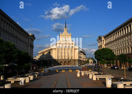 Sofia, Bulgarien - 14. Juni 2025: Nationalversammlung der Republik Bulgarien in Sofia. Stockfoto