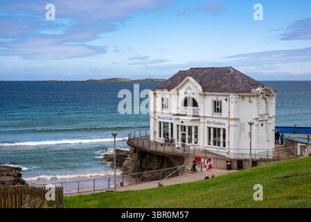 Arcadia Beach Cafe, Portrush, Nordirland, Großbritannien Stockfoto