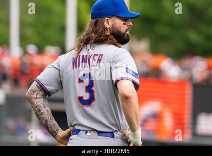 Baltimore, USA. Juli 2025. BALTIMORE, MD - 10. JULI: New York Mets ernannte den Hitter Jesse Winker (3) vor einem MLB-Spiel zwischen den Baltimore Orioles und den New York Mets am 10. Juli 2025 im Oriole Park at Camden Yards in Baltimore, Maryland. (Foto: Tony Quinn/SipaUSA) Credit: SIPA USA/Alamy Live News Stockfoto