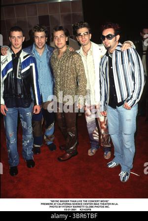 30. MÄRZ 2001 - „NSYNC GRÖSSER ALS LIVE THE CONCERT MOVIE“. PREMIERE IM KALIFORNISCHEN WISSENSCHAFTSZENTRUM IMAX THEATER IN LA. FITZROY BARRETT/3-31-2001 K21423FB (Abbildung: © Fitzroy Berrett/ZUMA Wire) Stockfoto