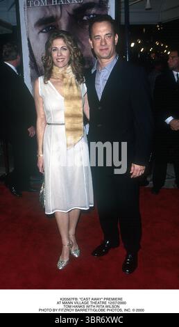 JANUAR 2011 - K20567FB: PREMIERE IM MANN VILLAGE THEATRE AM 12.07.2000.TOM HANKS MIT RITA WILSON. FITZROY BARRETT/ 2000 (Foto: © Fitzroy Berrett/ZUMA Wire) Stockfoto