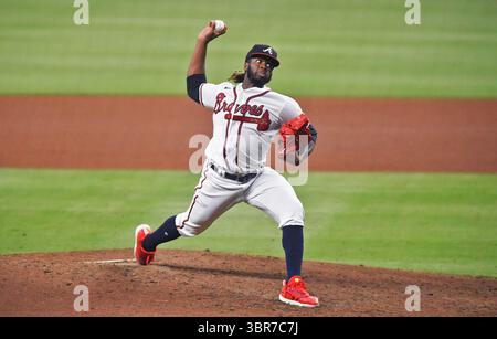 6. August 2020: Atlanta Braves Pitcher Touki Toussaint liefert im siebten Inning eines MLB-Spiels gegen die Toronto Blue Jays im Truist Park in Atlanta, GA, einen Platz. Austin McAfee/CSM(Kreditbild: &Copy; Austin McAfee/CSM via ZUMA Wire) Stockfoto