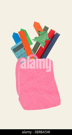 Collage aus rosa Schulrucksack gefüllt mit Büchern, Taschenrechner, Origami-Baum und bunten Vorräten Stockfoto