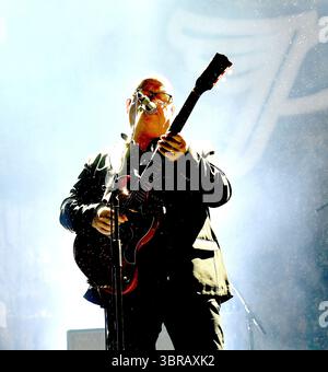 Quebec City, Kanada. Juli 2025. Black Francis of the Pixies tritt beim Festival d’été de Québec am 10. Juli 2025 in Québec auf. Foto: Casey Flanigan Credit: Imagespace/Alamy Live News Stockfoto