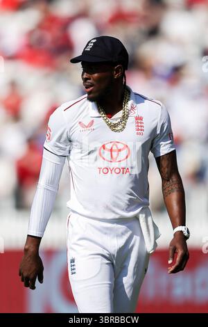 Lords Cricket Gound, London, Großbritannien. Juli 2025. Dritter Rothesay Cricket Test, Tag 2, England gegen Indien; Jofra Archer of England Credit: Action Plus Sports/Alamy Live News Stockfoto