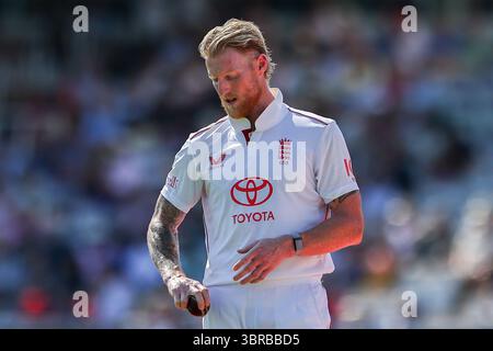 Lords Cricket Gound, London, Großbritannien. Juli 2025. Dritter Rothesay Cricket Test, Tag 2, England gegen Indien; Ben Stokes of England Credit: Action Plus Sports/Alamy Live News Stockfoto