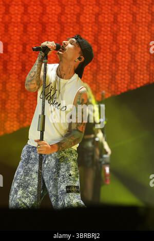 Rom, Italien. Juli 2025. Der italienische Sänger Ultimo live im Stadio Olimpico in Rom für seine Tour „Stadi Aperti 2025“. (Foto: Paolo Pizzi/Pacific Press) Credit: Pacific Press Media Production Corp./Alamy Live News Stockfoto