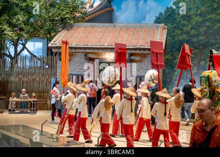 Tainan City, Taiwan – 29. Juni 2025: Ausstellung im National Museum of Taiwan History mit traditioneller taiwanesischer Volksparade mit cultura Stockfoto