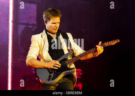 Dom Brown von Duran Duran tritt am 20. Juni 2025 live im Ippodromo SNAI in Mailand auf Stockfoto