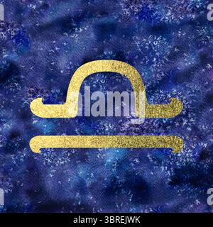 Goldenes Libra Tierkreissymbol mit alter Goldfolie Textur auf Sternenhimmel Hintergrund. Aquarellvorlage für Tierkreiszeichen Kalender, Astrologie DE Stockfoto