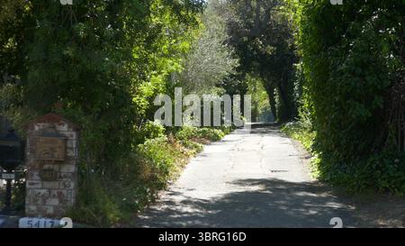 Encino, Kalifornien, USA 11. Juli 2025 Lee Grant ehemaliges Haus in der 5417 Encino Avenue am 11. Juli 2025 in Encino, Kalifornien, USA. Foto: Barry King/Alamy Stock Photo Stockfoto