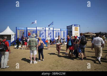 Am zweiten Tag der Open Championship 2013, Muirfield, Scotalnd Picture Credit: Mark Newcombe / visionsingolf.com die Open Championship 2013 (142. Ausgabe) fand vom 18. Bis 21. Juli 2013 in Muirfield Golf Links in Gullane, Schottland statt – ein berühmter Veranstaltungsort, der für Präzision und Bestrafung von Fehlern bekannt ist Stockfoto