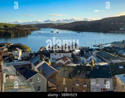 Blick auf den wunderschönen Hafen von Salcombe in South Devon, Großbritannien, am Neujahrstag 2025 Stockfoto