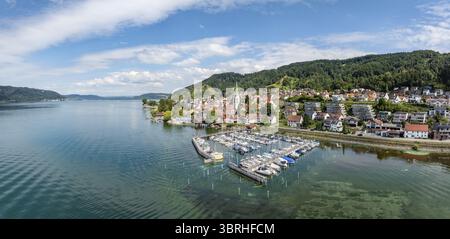 Luftbild, Panorama von der Ortschaft Sipplingen am Bodensee bei sommerlicher Vegetation, gegenueber der Bodanrueck, Bodenseekreis Baden-Württemberg, Stockfoto