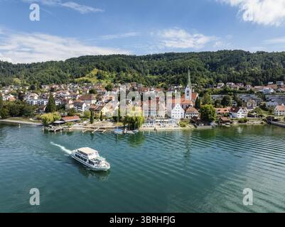 Ausflugsschiff, Kursschiff MS Grossherzog Ludwig am Schiffanleger der Gemeinde Sipplingen, Luftbild, Bodensee, Bodenseekreis Baden-Württemberg, Deuts Stockfoto