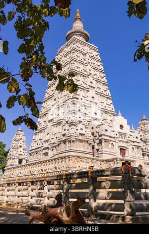 Das Modell der Mahabodhi-Tempelpagode aus Bodh Gaya Indien im Wat Chong Kham im Bezirk Ngao, Provinz Lampang Stockfoto