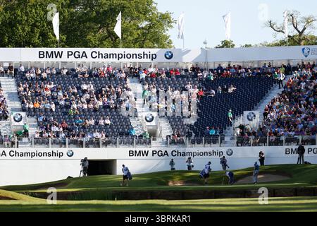 BMW PGA Championship 2015, Wentworth Club West, Surrey, England. UK. 21. Mai 2025 Bild von: Mark Newcombe / visionsingolf.com die BMW PGA Championship 2015 fand vom 21. Bis 24. Mai 2015 auf dem West Course des Wentworth Clubs in Virginia Water, Surrey, England, statt. Diese Veranstaltung markiert die 61. Ausgabe des Turniers und war ein wichtiger Bestandteil des European Tour-Kalenders.​ Stockfoto