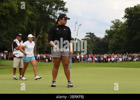 Ariya Jutanugarn auf dem Weg zum Sieg in der Finalrunde bei den Ricoh Women's British Open 2016, Woburn, England, UK die Ricoh Women's British Open 2016 fanden vom 28. Bis 31. Juli 2016 im Woburn Golf Club in Milton Keynes, England, statt. Diese prestigeträchtige Veranstaltung ist eine der fünf großen Meisterschaften auf der LPGA Tour.​ Stockfoto