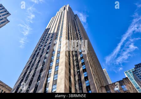 New York, New York – 21. Februar 2022: Der Rockefeller Tower am 30 Rock in New York City Stockfoto