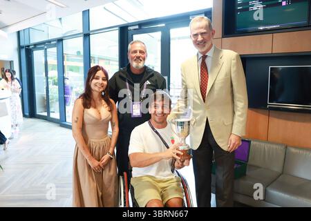 London, Spanien. Juli 2025. König Felipe VI. Von Spanien in der Royal Box auf dem Centre Court Wimbledon Tennis Championships, Tag 14, The All England Lawn Tennis and Croquet Club, London, Großbritannien - 13 Jul 2025 Credit: CORDON PRESS/Alamy Live News Stockfoto