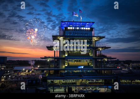 Speedway, in, USA. Mai 2025. Der Indianapolis Motor Speedway ist Austragungsort des 109. Rennens des Indianapolis 500 im Speedway, IN. (Kreditbild: © Walter G. Arce Sr./ASP via ZUMA Press Wire) NUR REDAKTIONELLE VERWENDUNG! Nicht für kommerzielle ZWECKE! Stockfoto