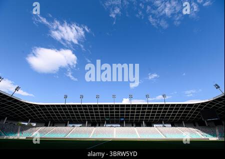 LJUBLJANA, SLOWENIEN - 10. JULI 2025: Stsdium - das Spiel UEFA Europa League FC Shakhtar Donetsk gegen Ilves im Stadion Stozice. Stockfoto