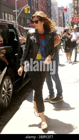 14. Juni 2018 – New York, New York, Vereinigte Staaten – Model Cindy Crawford verlässt mit ihrem Mann Rande Gerber und den Kindern Kaia Gerber und Presley Gerber am 14. Juni 2018 in New York City ein Hotel in Soho (Credit Image: © John Sheene/Ace Pictures via ZUMA Press) Stockfoto