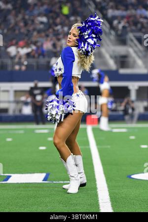 29. August 2019: Die Dallas Cowboys Cheerleader treten während eines NFL-Vorsaisonspiels zwischen den Tampa Bay Buccaneers und den Dallas Cowboys im AT&T Stadium in Arlington auf, TX Tampa Bay besiegte Dallas 17-15 Albert Pena/CSM(Credit Image: &Copy; Albert Pena/CSM via ZUMA Wire) Stockfoto