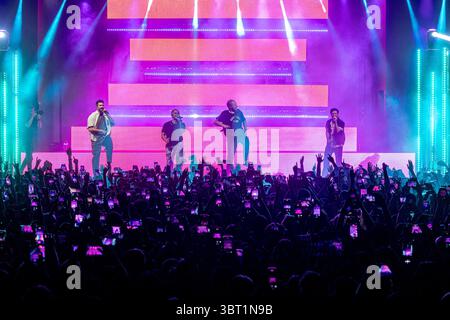 Kendall Schmidt, James Maslow, Carlos PenaVega, Logan Henderson von der amerikanischen Popmusik-Boy-Band Big Time Rush in Mailand, Italien, am 13. Juni 2024 Stockfoto
