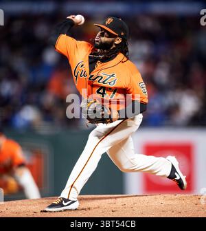 27. September 2019: In seinem zweiten Start nach Tommy John Surgery wirft der San Francisco Giants Starting Pitcher Johnny Cueto (47) im ersten Inning, während eines MLB-Spiels zwischen den Los Angeles Dodgers und den San Francisco Giants im Oracle Park in San Francisco, Kalifornien. Valerie Shoaps/CSM(Kreditbild: &Copy; Valerie Shoaps/CSM via ZUMA Wire) Stockfoto