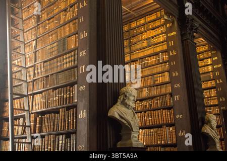 Lange Bibliothek des Trinity College Stockfoto