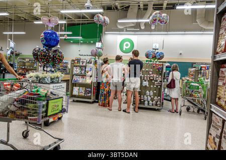 Miami Beach Florida, North Beach, Publix Supermarkt, Lebensmittelgeschäft, Inneneinrichtung, Eingang zur Kasse, Ballondekoration glücklich Stockfoto