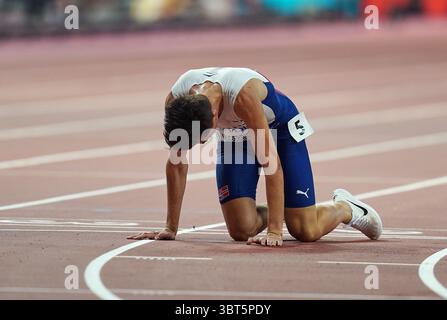 30. September 2019: Jakob Ingebrigtsen aus Norwegen tritt bei der 17. Leichtathletik-Weltmeisterschaft der IAAF im Khalifa-Stadion in Doha, Katar, auf der 5000-Meter-Strecke für Männer an. Ulrik Pedersen/CSM.(Kreditbild: &Copy; Ulrik Pedersen/CSM via ZUMA Wire) Stockfoto