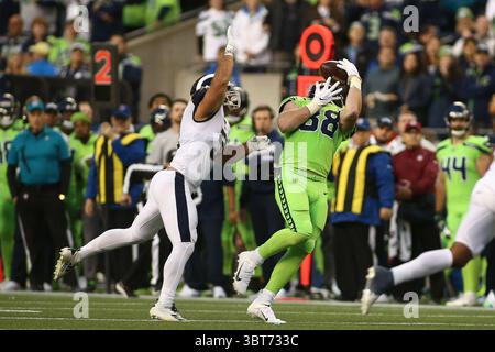 3. Oktober 2019: Seattle Seahawks Tight End will Dissly (88) fängt einen Pass während eines Spiels zwischen den Los Angeles Rams und den Seattle Huskies im CenturyLink Field in Seattle, WA. Die Seahawks gewannen mit 30:29. Sean Brown/CSM(Credit Image: &Copy; Sean Brown/CSM via ZUMA Wire) Stockfoto