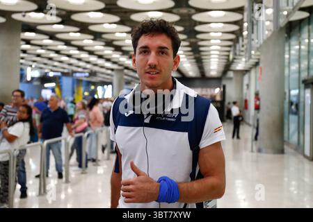 7. Oktober 2019, MADRID, SPANIEN: Sergio Fernandez von, für die 400-m-Hürdenmänner, nimmt an der Ankunft am Flughafen Madrid Teil, nachdem er an den Leichtathletik-Weltmeisterschaften in Doha teilgenommen hat. Oktober 2019. Madrid, Spanien. (Kreditbild: © AFP7 via ZUMA Wire) Stockfoto