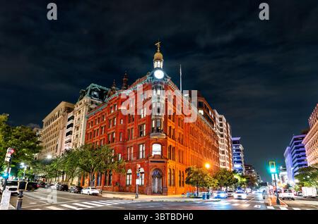 Gebäude der National Savings and Trust Company im Queen Anne-Stil in Washington, D.C., USA, erbaut 1888 vom Architekten James H. Windrim Stockfoto