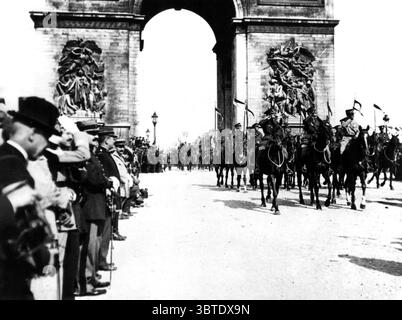 Britische Kavallerie bei der Prozession. Siegesfeiern , Paris . 14. Juli 1919 Stockfoto