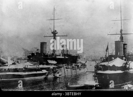 Italienische Royal Navy . Die beiden gepanzerten Kreuzer Giuseppe Garibaldi und Amalfi . 1914 Stockfoto