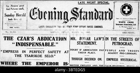 Erster Weltkrieg Schlagzeilen aus dem Abendstandard : die Abdankung des Zaren unverzichtbar 16. März 1917 Stockfoto