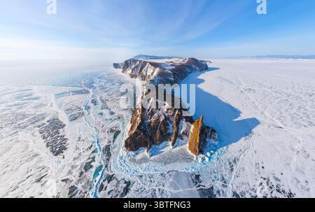 Dezember 2013, Russland: Luftbild des Baikalsees, Russland (Foto: © Airpano LLC/Amazing Aerial Via ZUMA Wire) Stockfoto