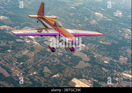 Bill Stein zeigt seine Zivko Edge 540 Flugzeuge auf der Great New England Airshow 2018. Stockfoto