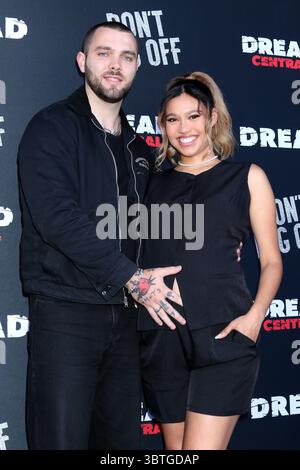 Glendale, USA. Juli 2025. LOS ANGELES - 12. JUL: Tyler Shaw, Kara Royster beim Don't Log Off Special Screening in Laemmle Glendale am 12. Juli 2025 in Glendale, KALIFORNIEN (Foto: Katrina Jordan/SIPA USA) Credit: SIPA USA/Alamy Live News Stockfoto