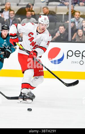 16. Oktober 2019: Carolina Hurricanes verließ den Flügel Warren Foegele (13) während des NHL-Spiels zwischen den Carolina Hurricanes und den San Jose Sharks im SAP Center in San Jose, Kalifornien. Chris Brown/CSM(Kreditbild: &Copy; Chris Brown/CSM via ZUMA Wire) Stockfoto