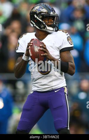 20. Oktober 2019: Baltimore Ravens Quarterback Lamar Jackson (8) in der Tasche während eines Spiels zwischen den Baltimore Ravens und den Seattle Huskies im CenturyLink Field in Seattle, WA. Die Ravens besiegten die Seahawks mit 30:16. Sean Brown/CSM(Credit Image: &Copy; Sean Brown/CSM via ZUMA Wire) Stockfoto